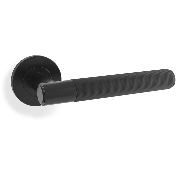 SOLID BRASS Reeded Door Handle Set - Matt Black Straight Lever On Round Rose