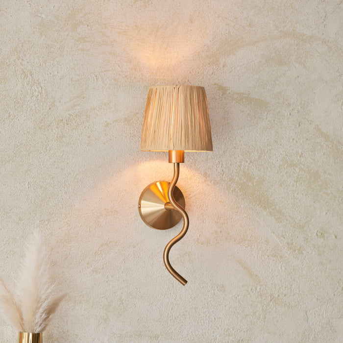 Dimmable Wall Light - Brushed aged brass plate & natural raffia - Trendy Wave Arm Bedside Sconce