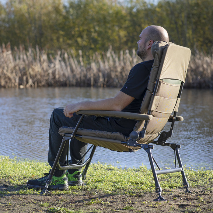 2 Man Waterproof Carp Fishing Bivvy Tent & 2x Reclining Adjustable Chairs Set