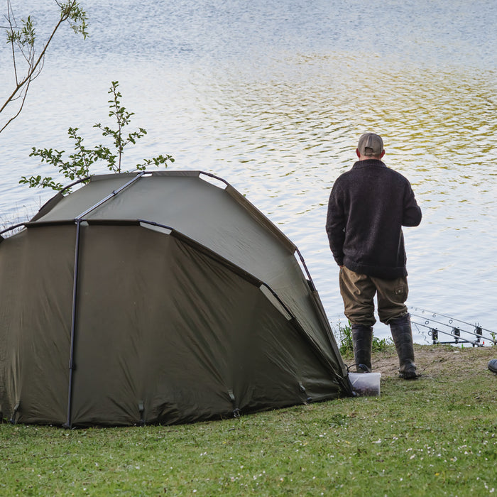 2 Man Waterproof Carp Fishing Bivvy Tent & 2x Reclining Adjustable Chairs Set