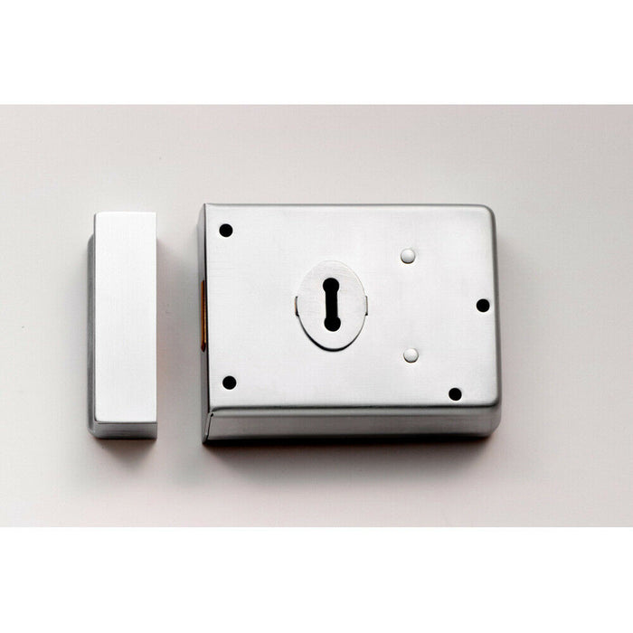 Traditional Contract Rim Deadlock 102 x 76mm Polished Chrome Door Latch Loops