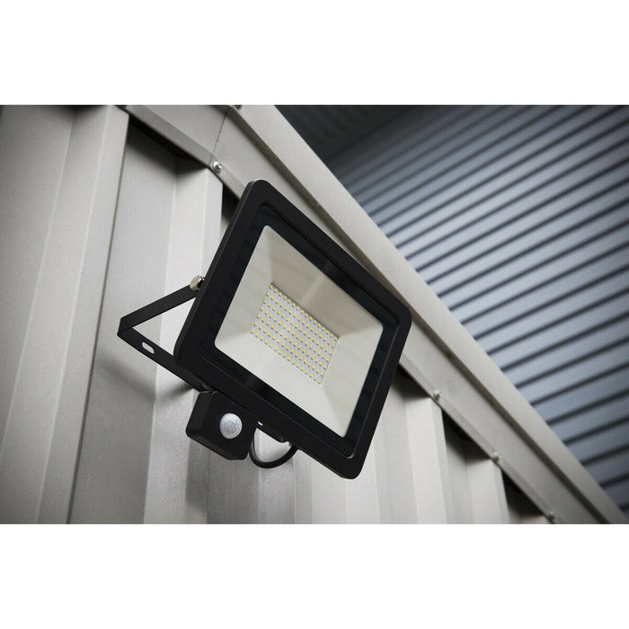 Extra Slim Floodlight with PIR Sensor - 50W SMD LED - IP65 Rated - 4500 Lumens Loops