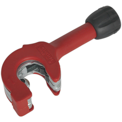 Premium Ratcheting Pipe Cutter - 8mm to 22mm Capacity - One Handed Operation Loops
