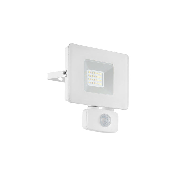 IP44 Outdoor Flood Light & PIR Sensor White Aluminium 20W Built in LED Loops