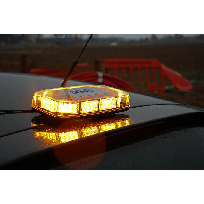 Magnetic Base Light Bar - Car Van LED Flashing Beacon 12V / 24V Cigarette Cable Loops