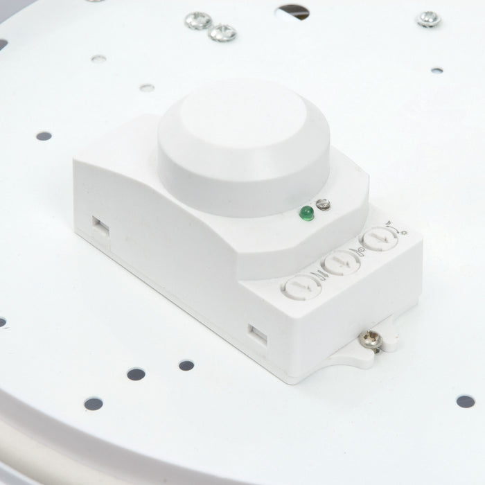 Round IP65 Bulkhead Light - 16W Cool White LED - Microwave Sensor - White